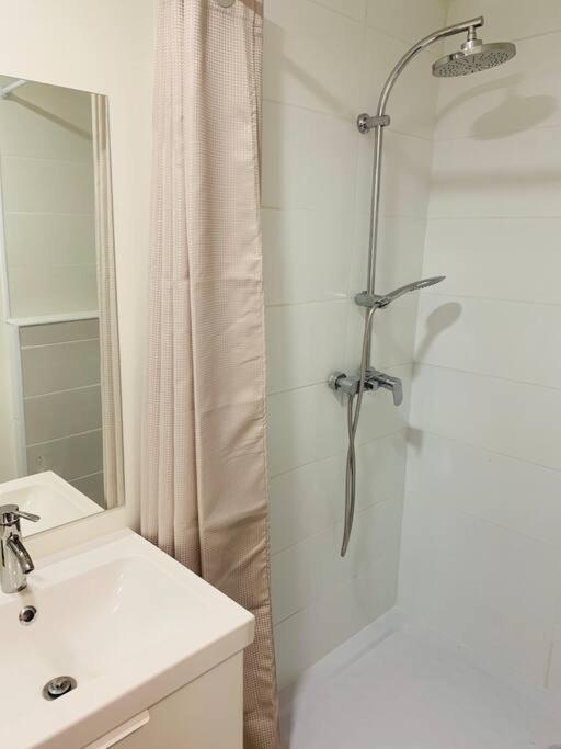 Appartement T3, Au Coeur De Montpellier, Wifi Et Climatisation Exterior photo
