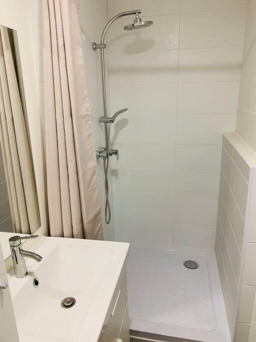 Appartement T3, Au Coeur De Montpellier, Wifi Et Climatisation Exterior photo